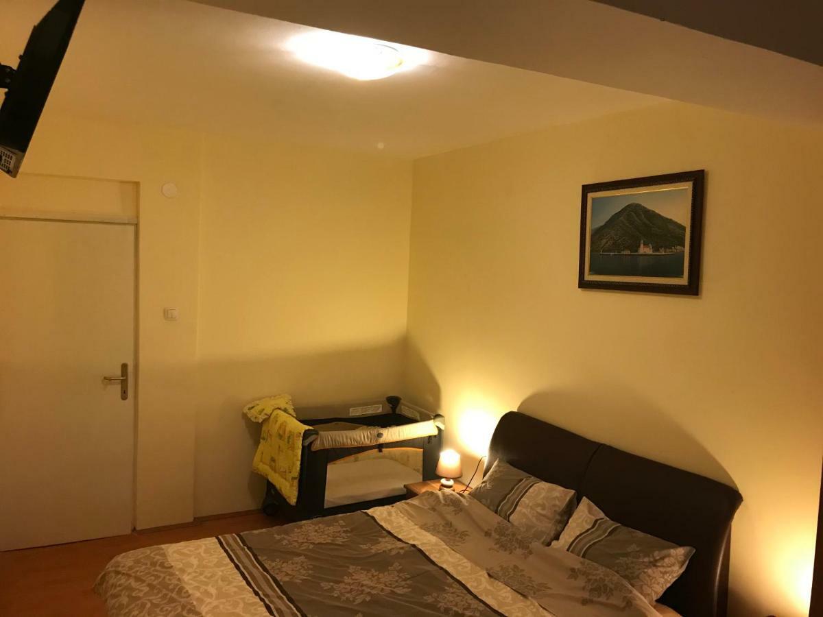 Apartment S&T Tivat Extérieur photo
